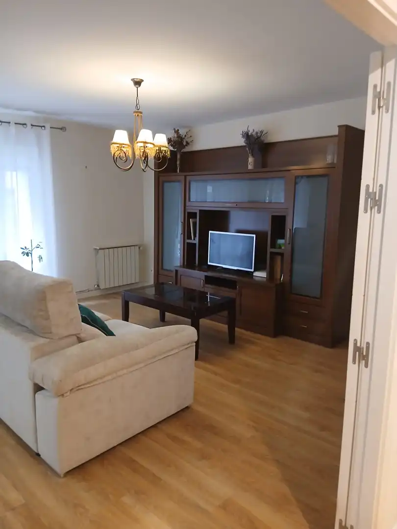 Wohnzimmer von Wohnung zur Miete in Gijón  mit Heizung und Möbliert