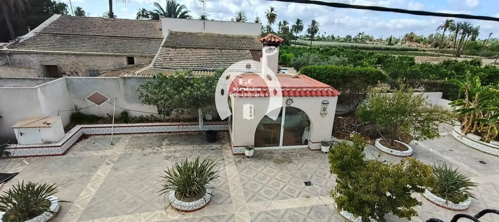 Jardí de Casa o xalet en venda en Elche / Elx amb Aire condicionat, Terrassa i Traster