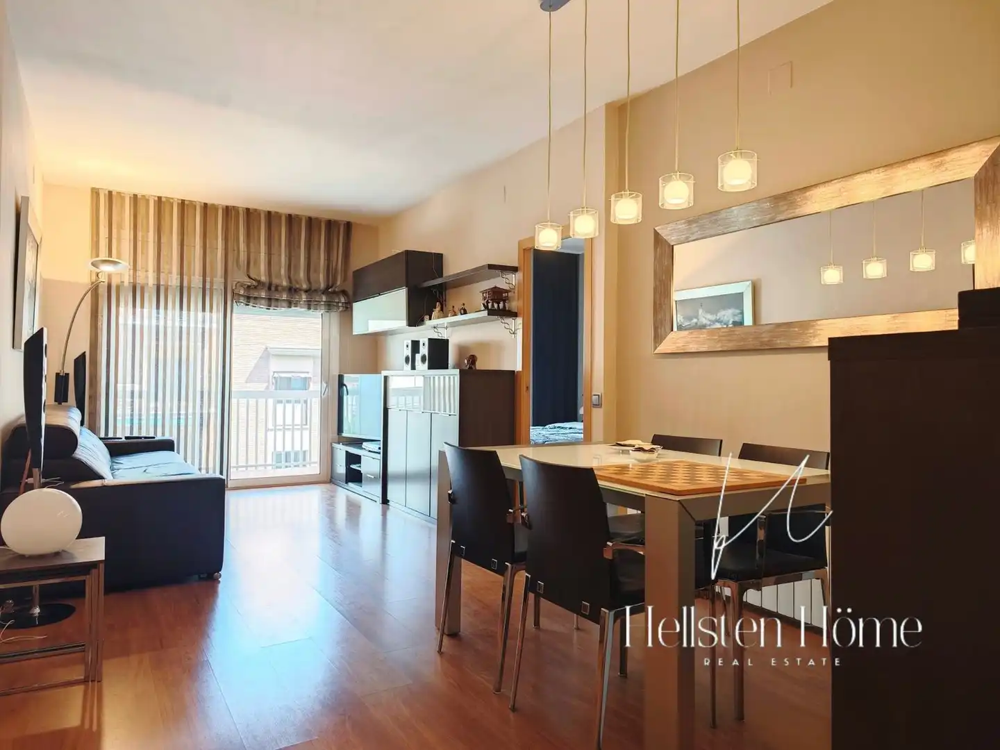 Comedor de Piso de alquiler en Barcelona con Aire acondicionado y Terraza