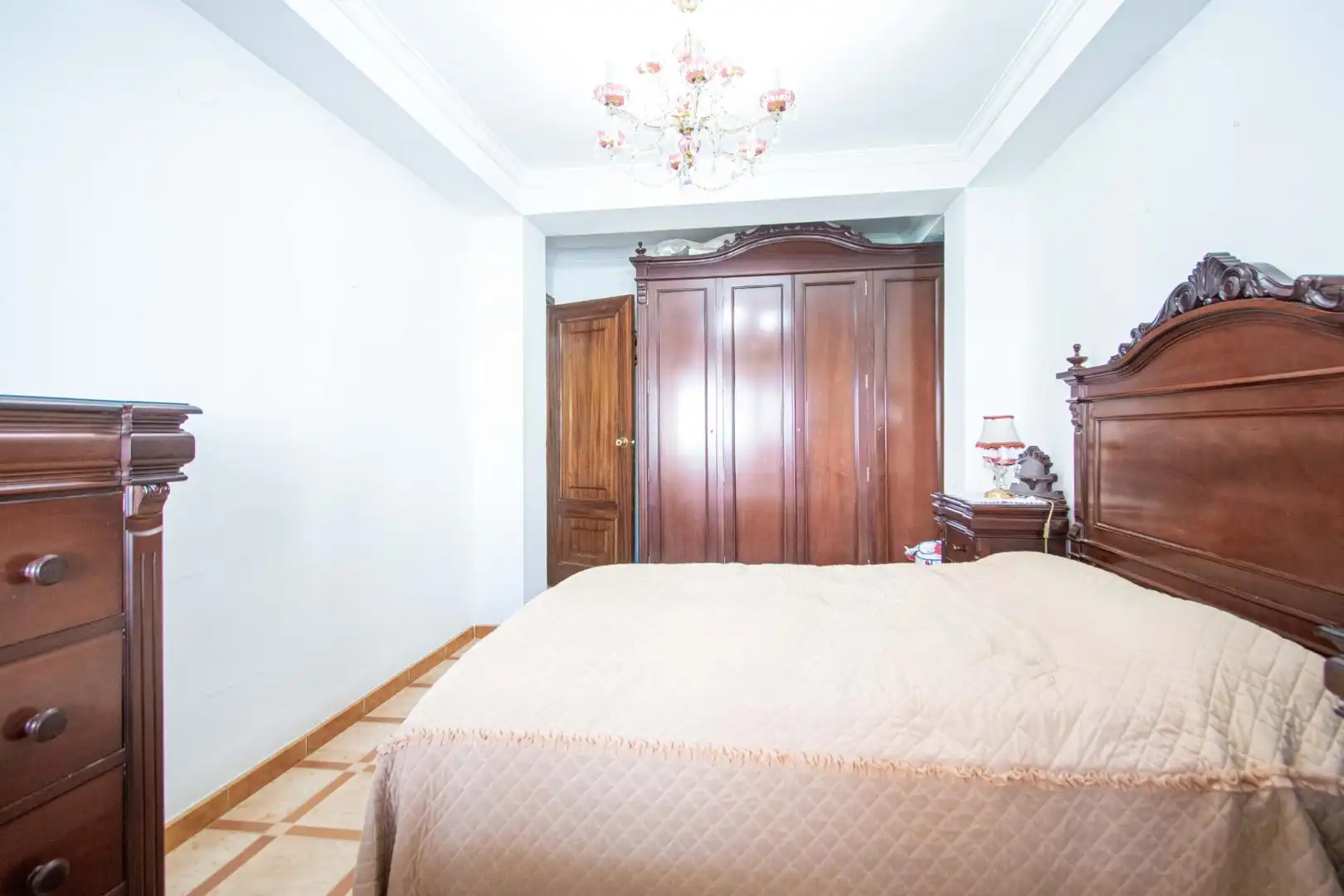 Habitación de Piso en venta en Sevilla con Aire acondicionado, Calefacción y Terraza