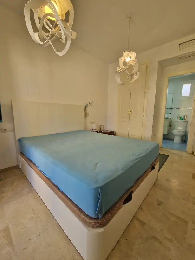 Appartement compact avec piscine à vendre à La Duquesa, imagen 11