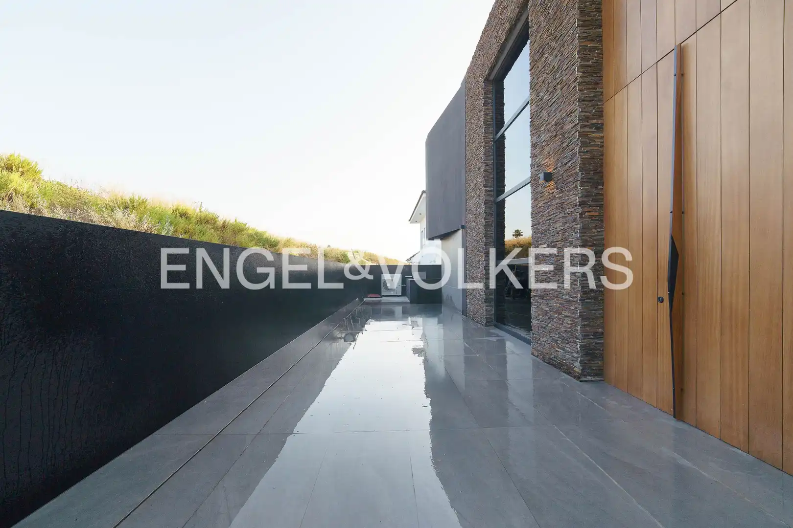 Vista exterior de Casa o chalet en venta en Sanlúcar de Barrameda con Aire acondicionado, Calefacción y Jardín privado