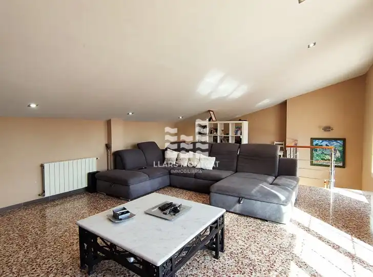 Sala d'estar de Casa o xalet en venda en Tiana amb Aire condicionat, Calefacció i Jardí privat