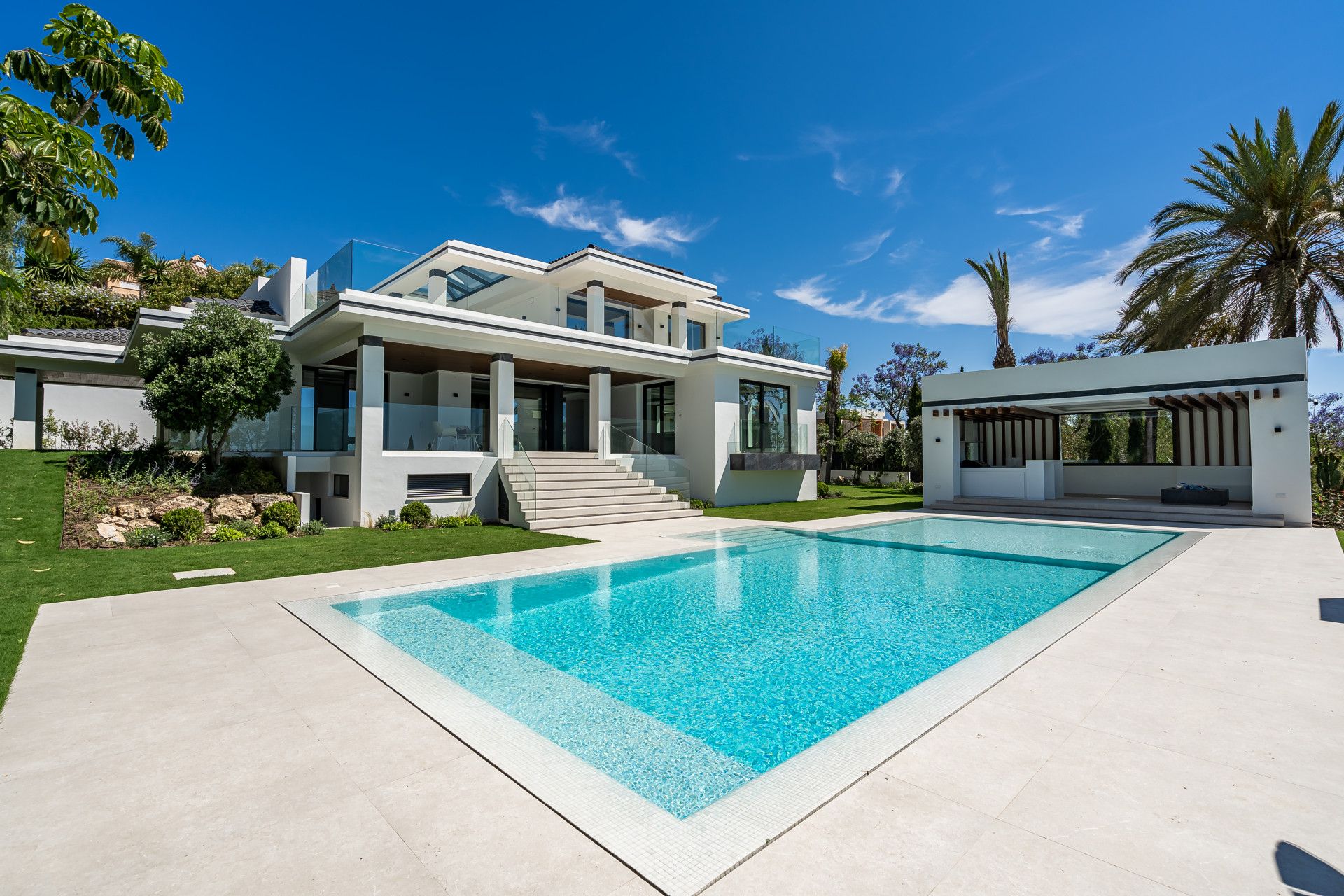 Swimming pool of House or chalet for sale in Benahavís  with Air Conditioner, Private garden and Terrace