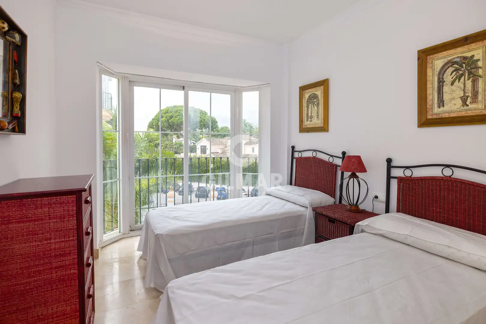 Habitación de Apartamento en venta en Marbella con Calefacción, Jardín privado y Trastero