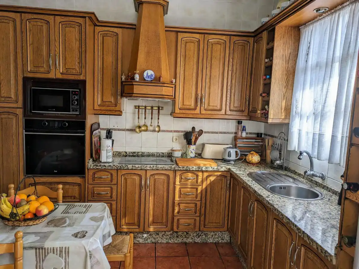 Kitchen of Houses for sale in Benalmádena  with Air Conditioner, Heating and Terrace