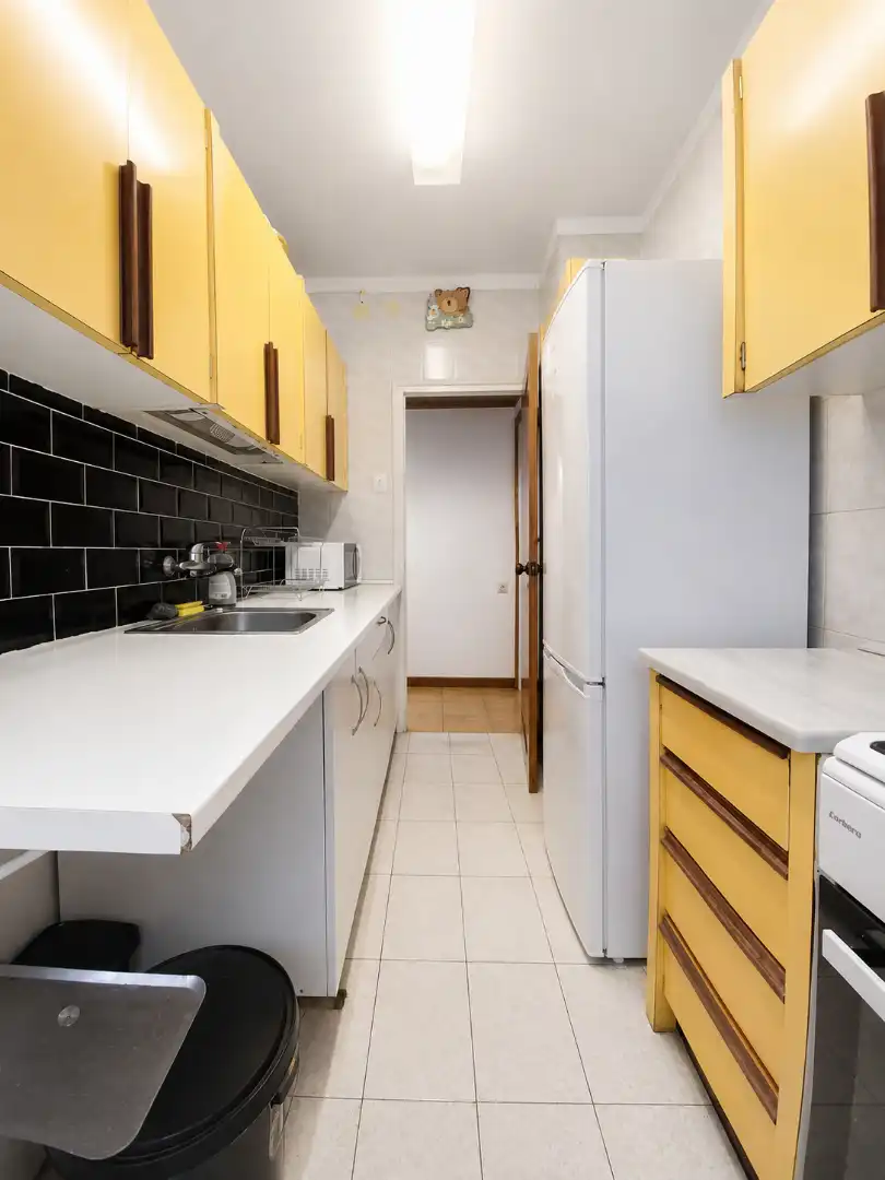 Cuina de Pis en venda en Barcelona amb Aire condicionat i Balcó