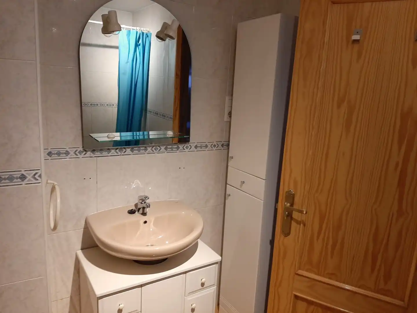 Bathroom of Duplexes for sale in Toledo  with Air Conditioner, Heating and Oven