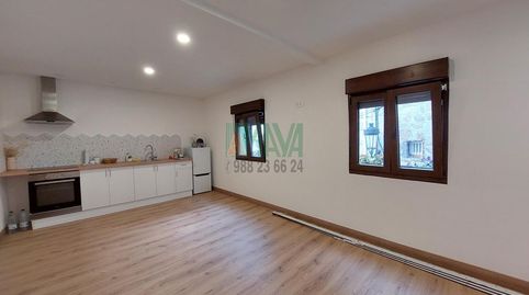 Foto 4 de Apartamento en venta en San Cibrao das Viñas, Ourense