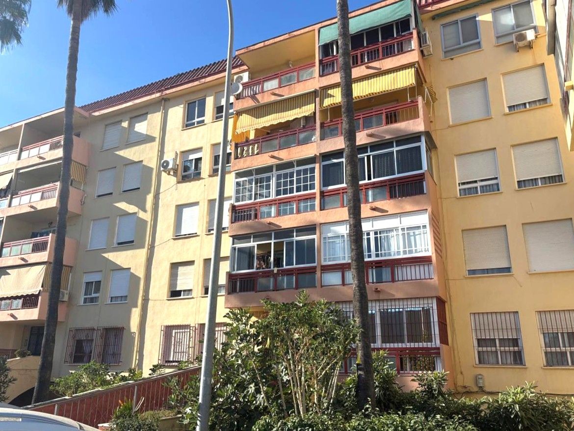 Exterior view of Flat for sale in Vélez-Málaga