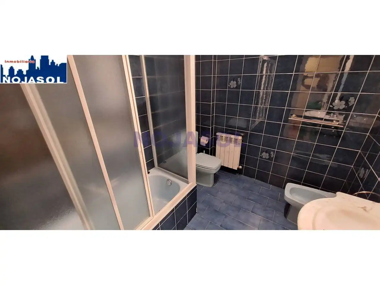 Baño de Piso de alquiler en Noja con Terraza y Amueblado