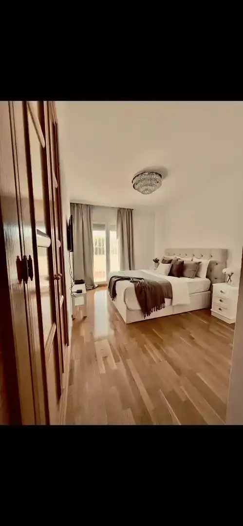 Habitación de Casa o chalet en venta en Fuenlabrada con Aire acondicionado, Jardín privado y Parquet