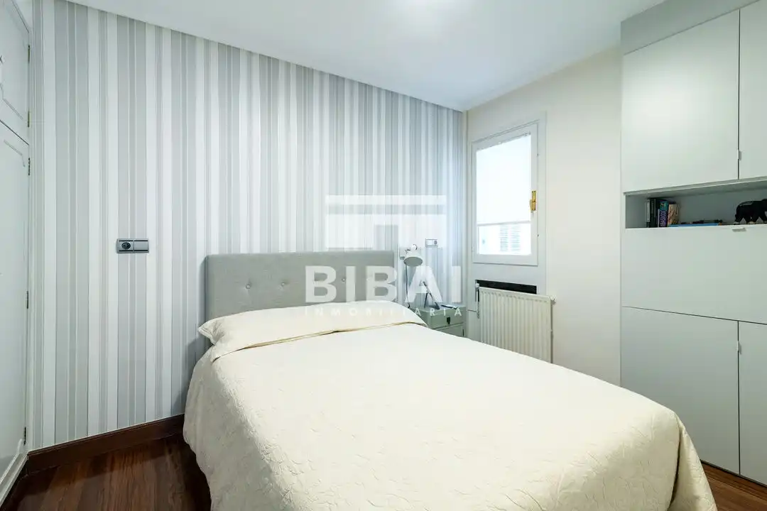 Schlafzimmer von Wohnung zum Verkauf in Arrasate / Mondragón mit Heizung, Abstellraum und Alarm