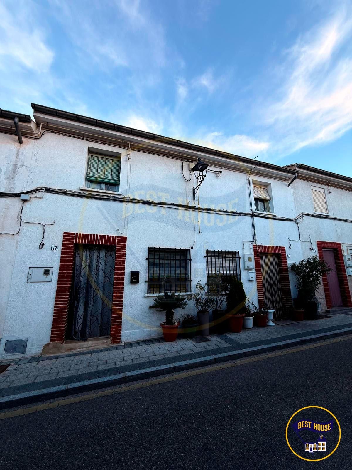 Exterior view of House or chalet for sale in Cuenca Capital