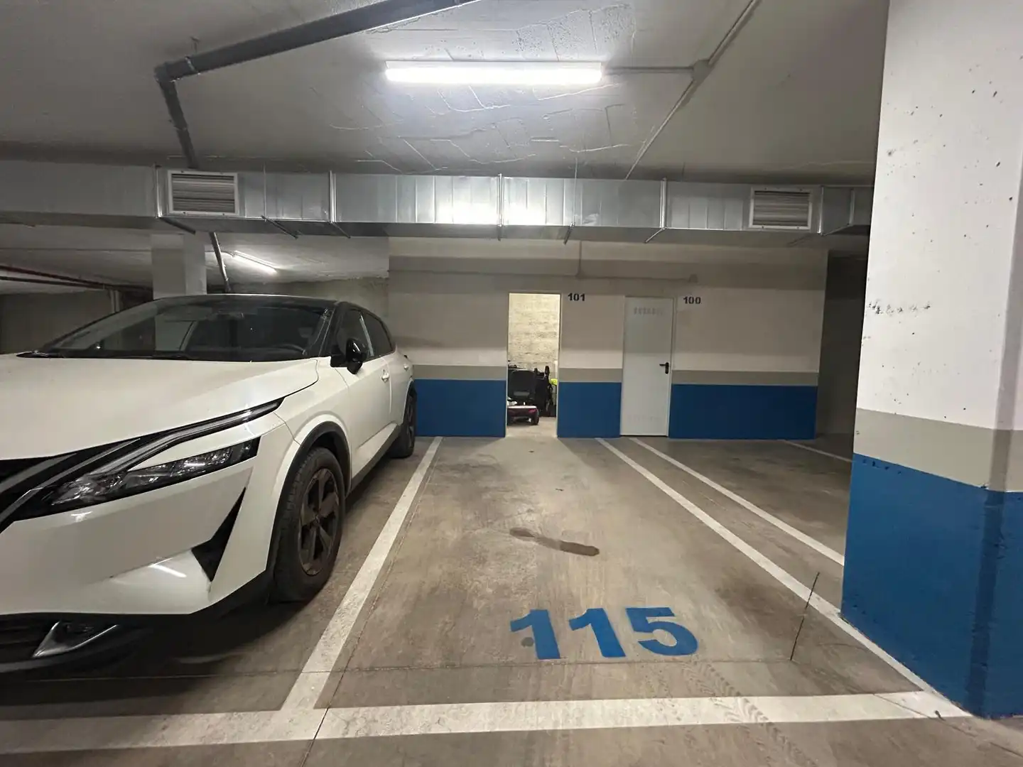 Parking de Piso en venta en Almería con Aire acondicionado, Calefacción y Parquet