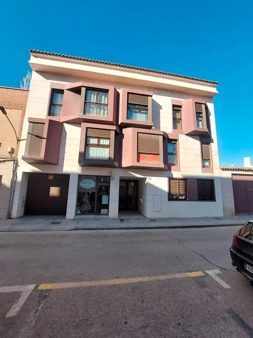 Pis amb ascensor de lloguer a Calle Rondilla Cruz Verde 59