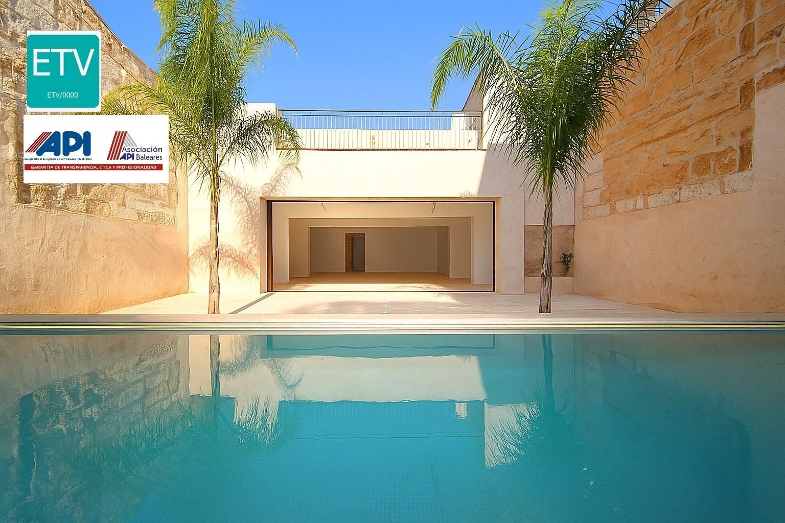 Swimming pool of Single-family semi-detached for sale in Sa Pobla  with Air Conditioner, Heating and Private garden