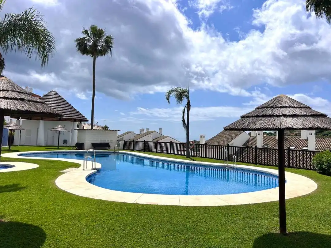 Swimming pool of Apartments for rent in La Alcaidesa  with Air Conditioner, Heating and Terrace