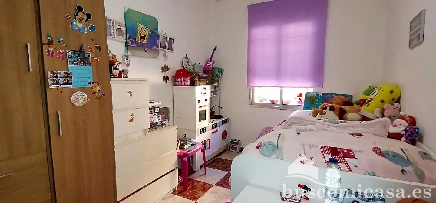 Dormitori de Casa o xalet en venda en Linares amb Aire condicionat, Terrassa i Traster