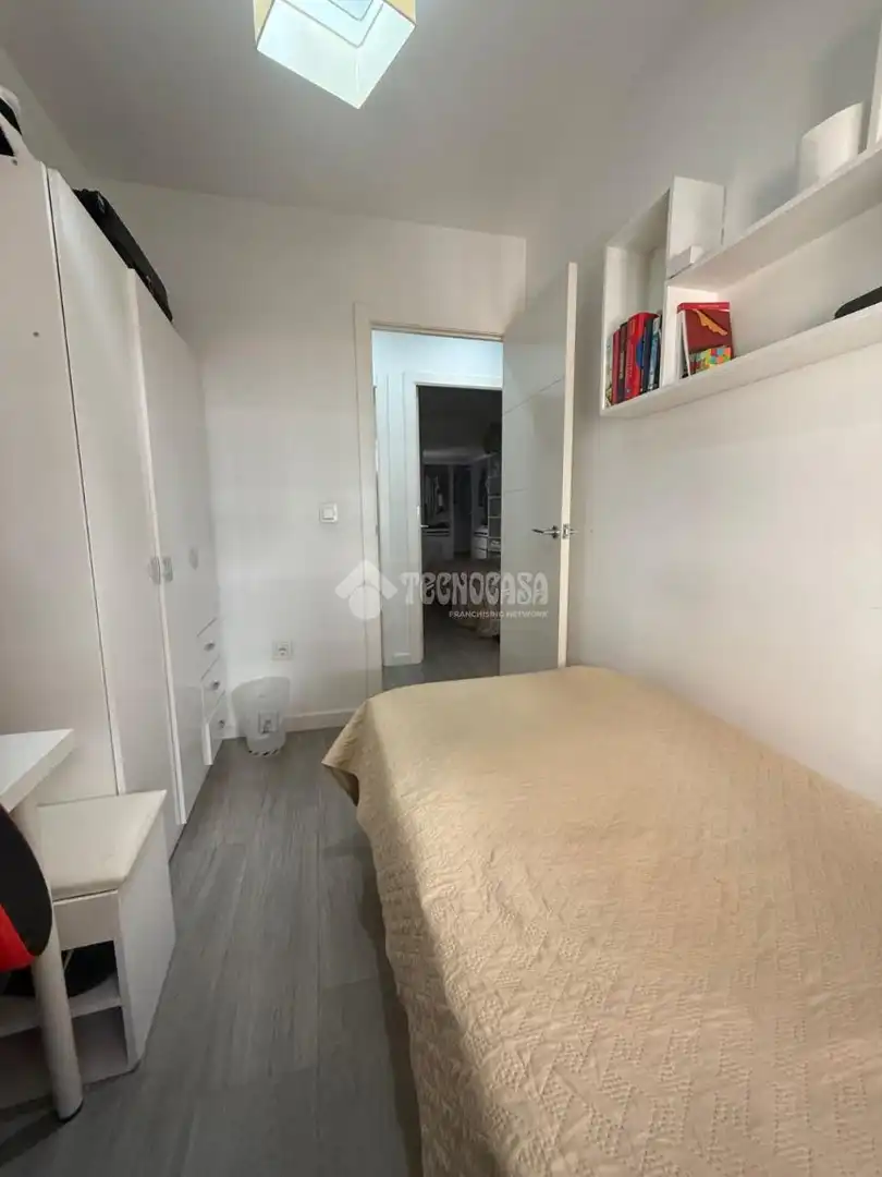 Bedroom of Flat for rent in Huelva