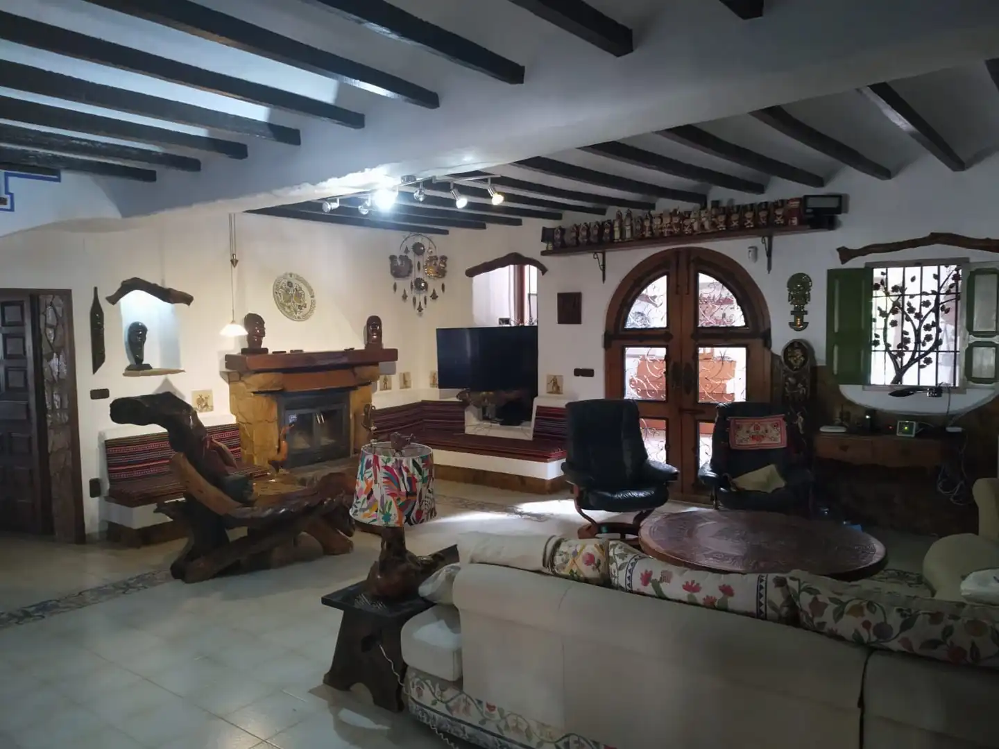 Sala d'estar de Casa o xalet en venda en Calpe / Calp amb Aire condicionat, Jardí privat i Piscina