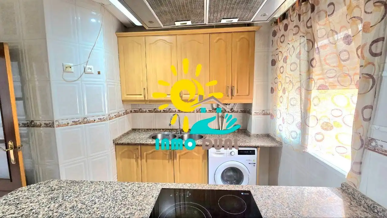 Cocina de Apartamento en venta en Badajoz con Aire acondicionado