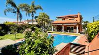 Schwimmbecken von Haus oder Chalet zum verkauf in Roda de Berà mit Klimaanlage, Terrasse und Schwimmbad