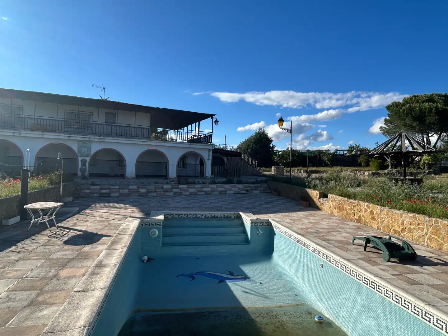 Piscina de Finca rústica en venta en Navas del Rey con Calefacción, Jardín privado y Terraza
