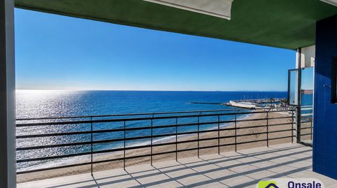 Foto 3 de Piso en venta en Calle Mediterráneo, Playa Bajadilla - Puertos, Marbella