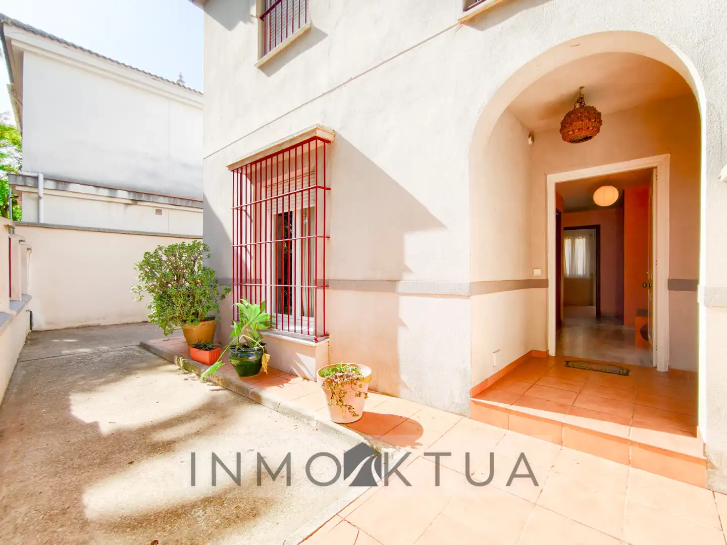 Vista exterior de Casa adosada en venta en Jerez de la Frontera con Aire acondicionado y Terraza