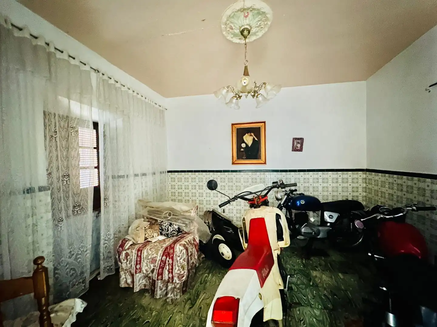 Sala de estar de Casa o chalet en venta en Oliva de Mérida con Trastero