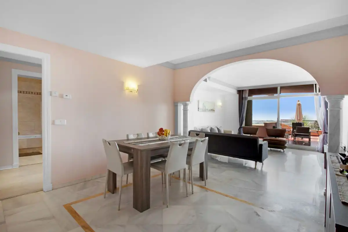 Appartamento con terrazza in vendita a Nueva Andalucía, imagen 6