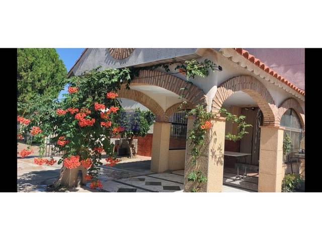 Local comercial en Alquiler en N/A en Campus Universitario