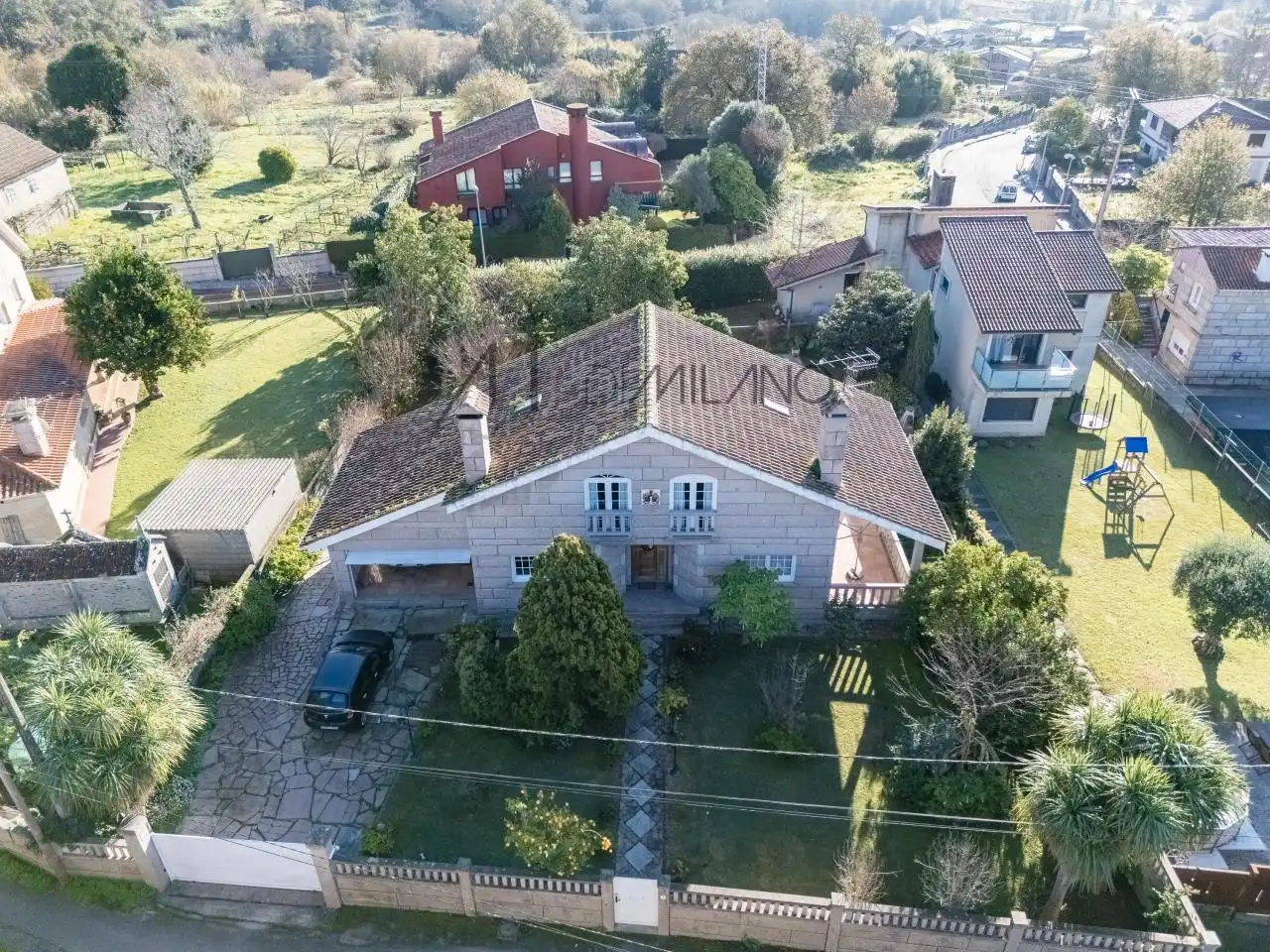 Vista exterior de Casa o xalet en venda en Nigrán amb Calefacció, Jardí privat i Terrassa