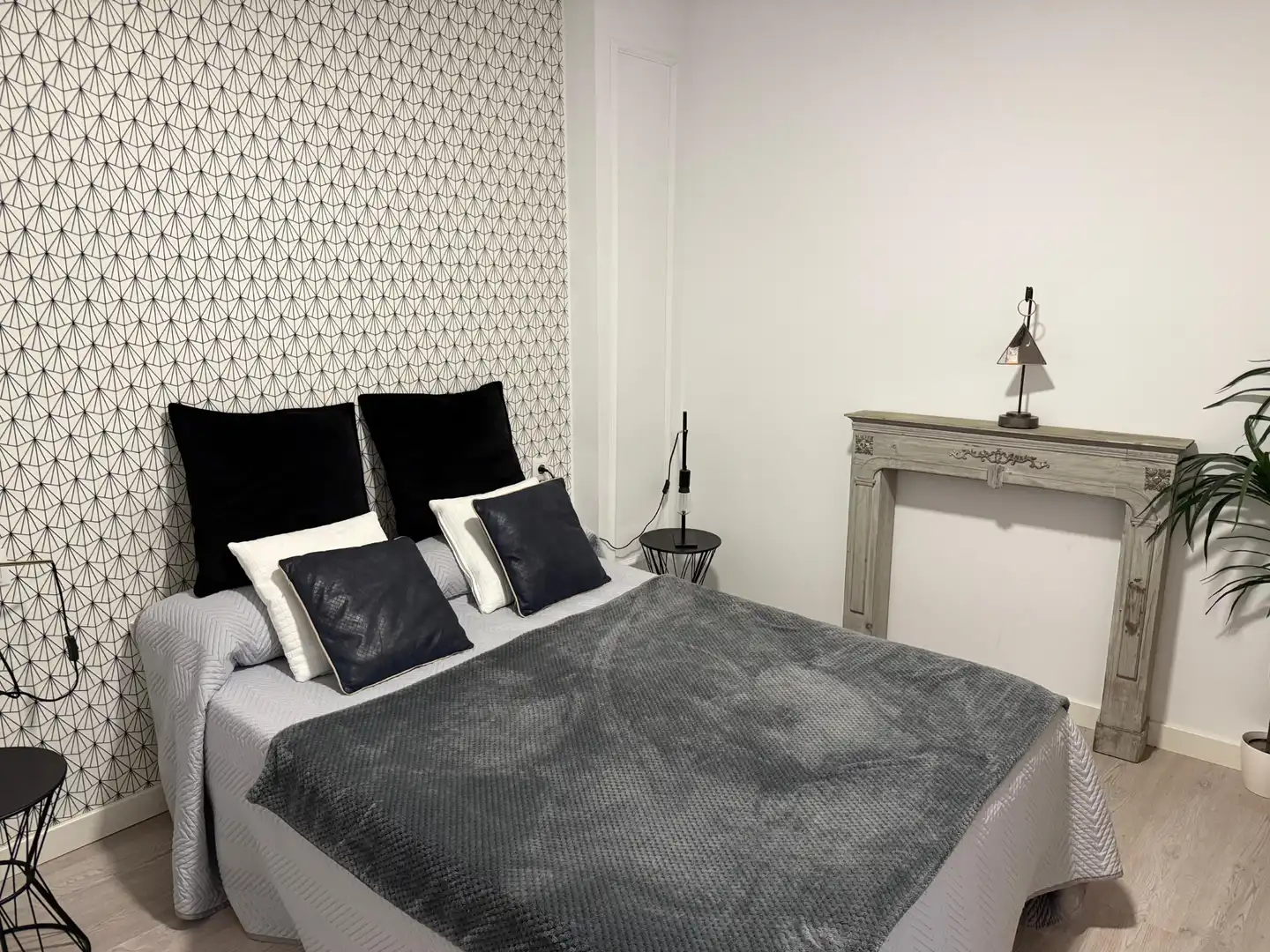 Schlafzimmer von Wohnung zur Miete in Granada mit Klimaanlage, Heizung und Terrasse