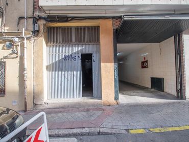Local comercial en venda a Calle del Puerto de Almansa