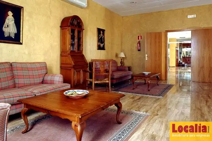 Sala de estar de Edificio en venta en Malpartida de Plasencia