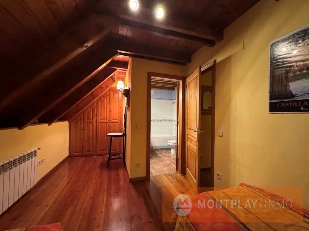 Detached homes for sale in Naut Aran
