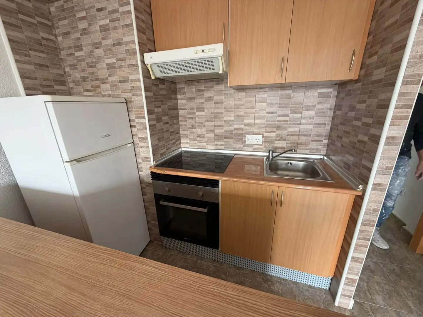 Cocina de Apartamento en venta en Benidorm con Aire acondicionado, Jardín privado y Terraza