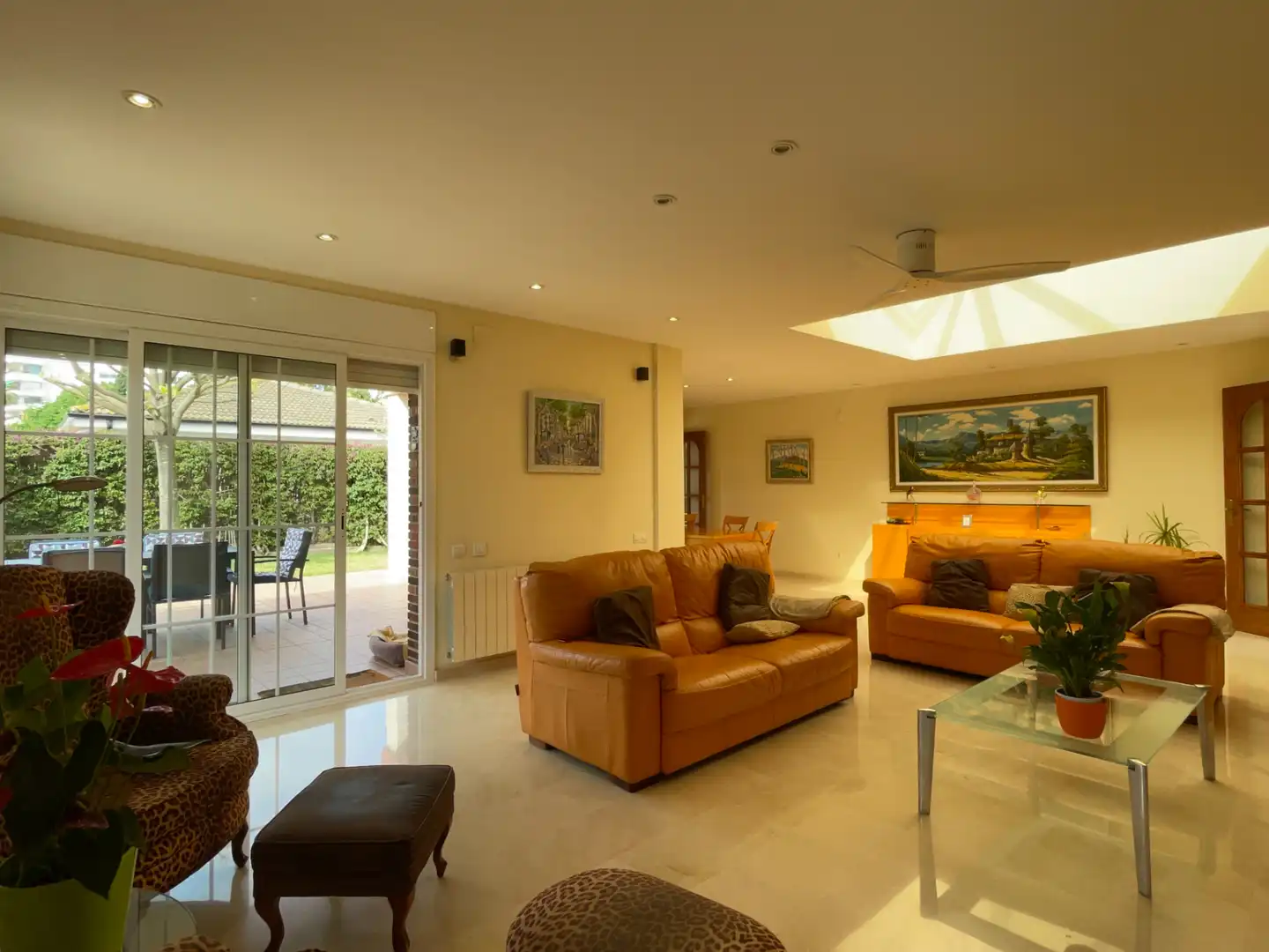 Sala d'estar de Casa o xalet en venda en Sant Vicenç de Montalt amb Aire condicionat, Calefacció i Jardí privat