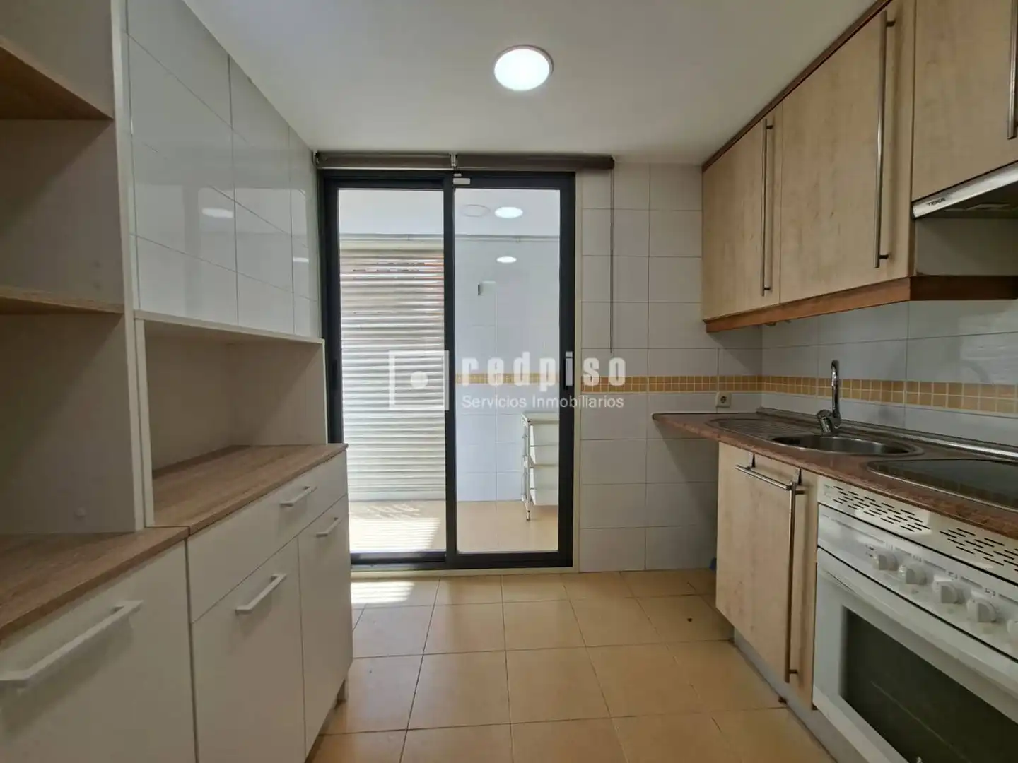Kitchen of Flat for sale in Madrid  with Heating and Storage room