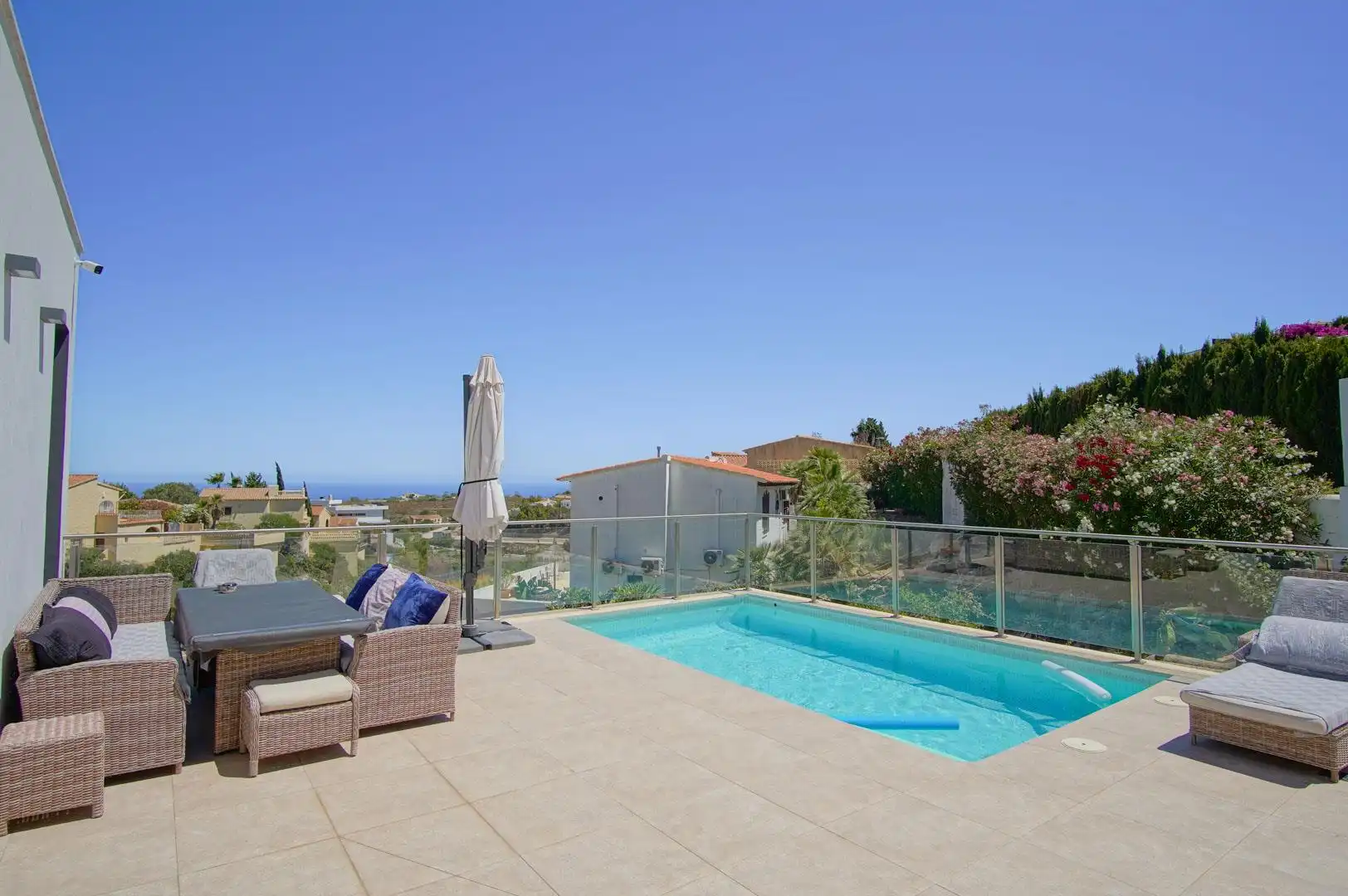 Chalet con piscina en venta en Cumbre del Sol, imagen 25