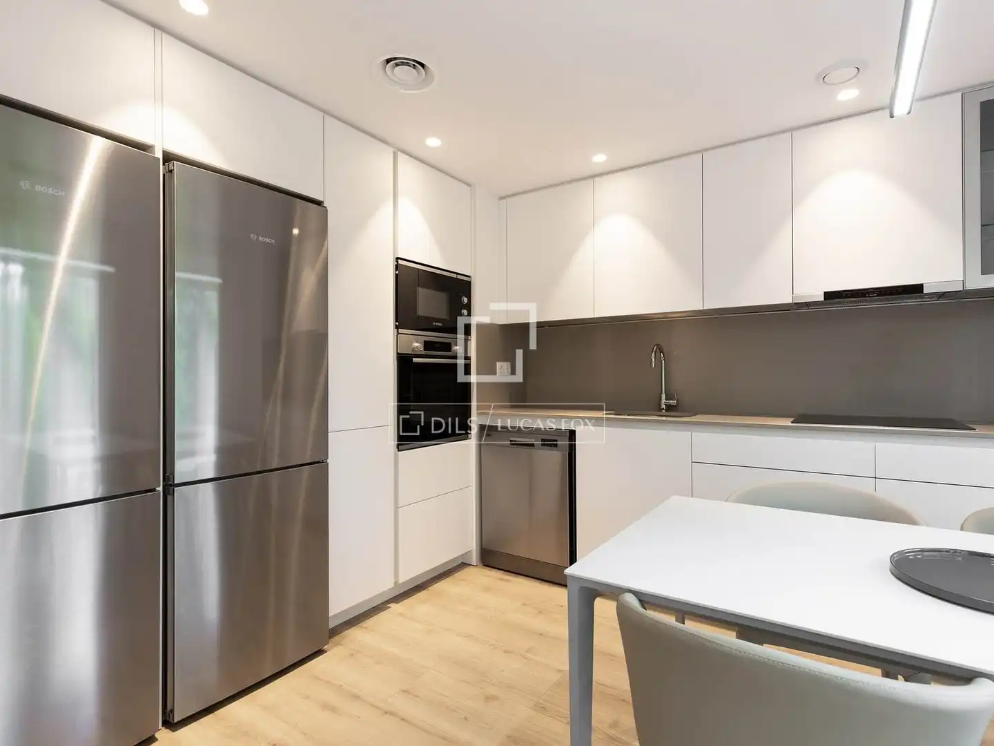 Cocina de Casa o chalet de alquiler en Gavà con Aire acondicionado, Calefacción y Jardín privado