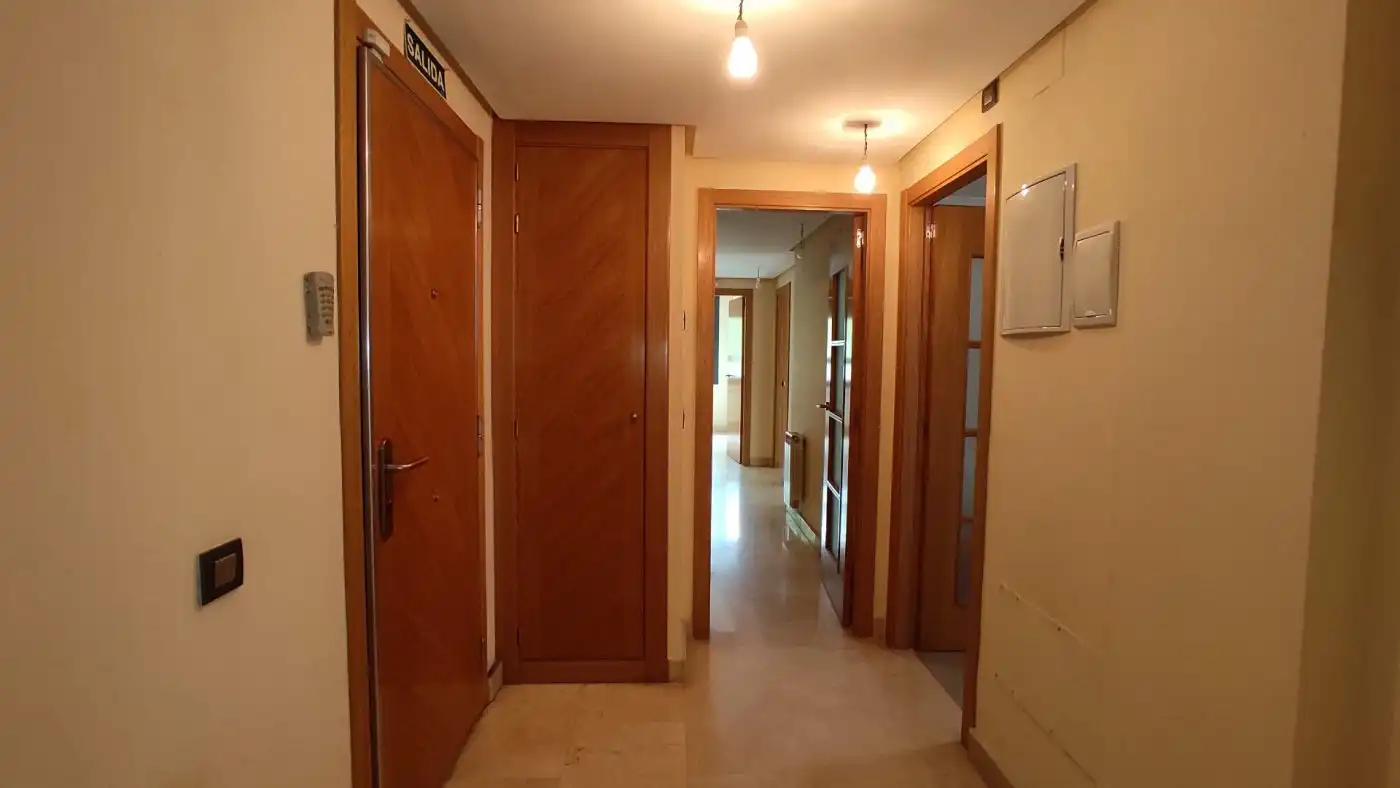 Büro zur Miete in Villa de Prado