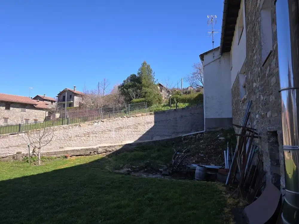 Country homes for sale in Jasa  with Heating and Private garden