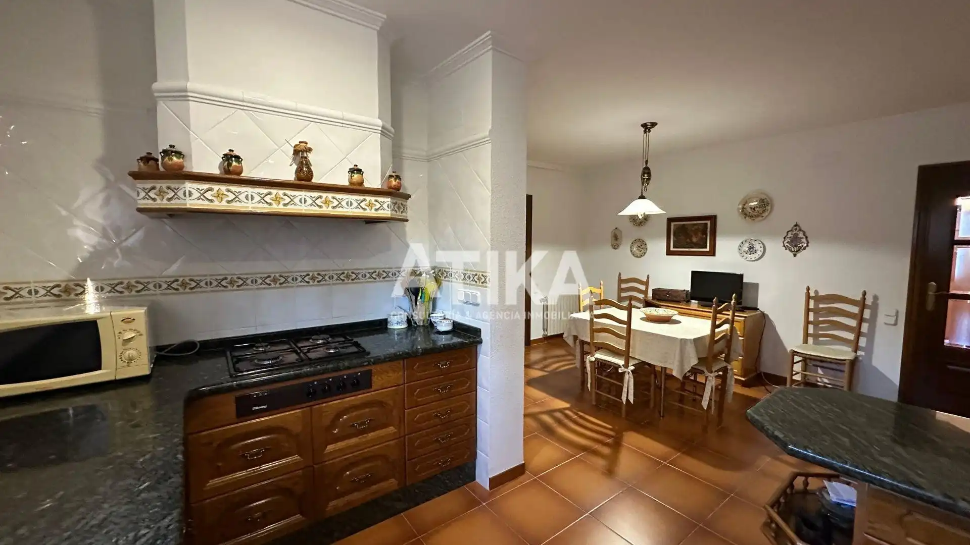 Cuina de Casa o xalet en venda en Ontinyent amb Aire condicionat, Calefacció i Jardí privat