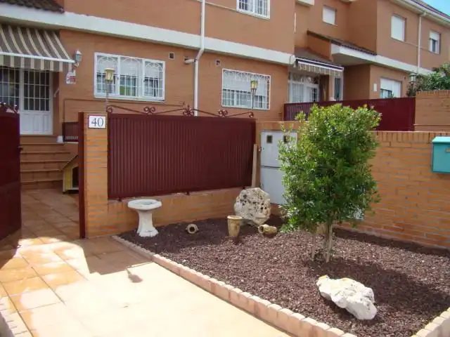 Jardín de Casa o chalet de alquiler en Móstoles con Aire acondicionado, Calefacción y Terraza