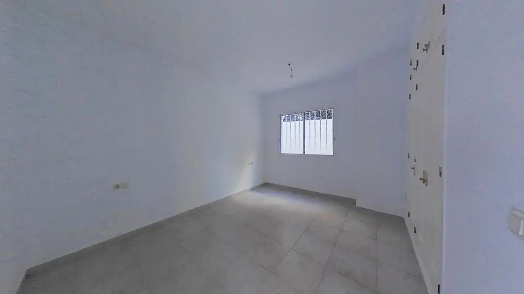 Bedroom of Flat for sale in Arona