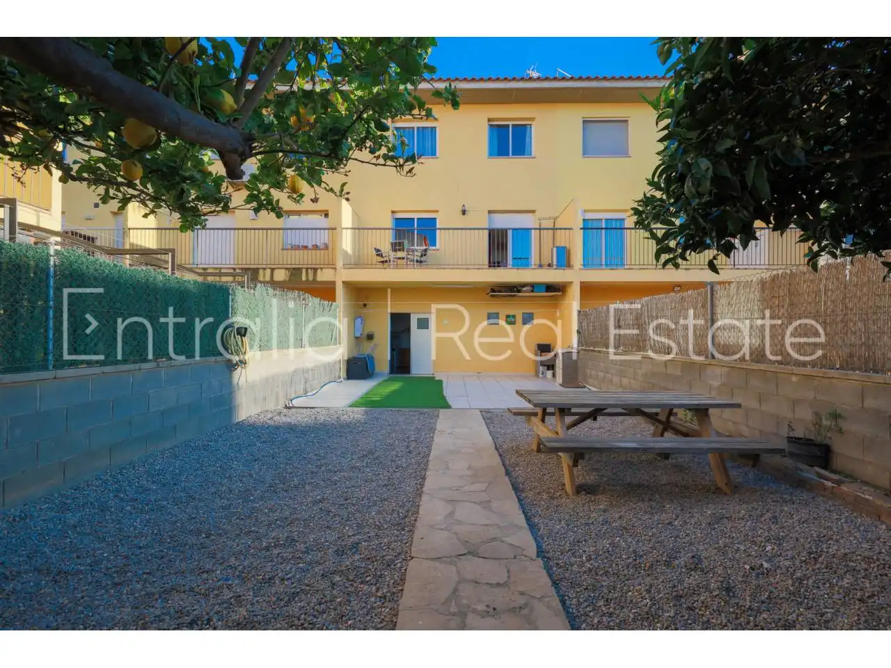 Detached homes for sale in Vilamalla