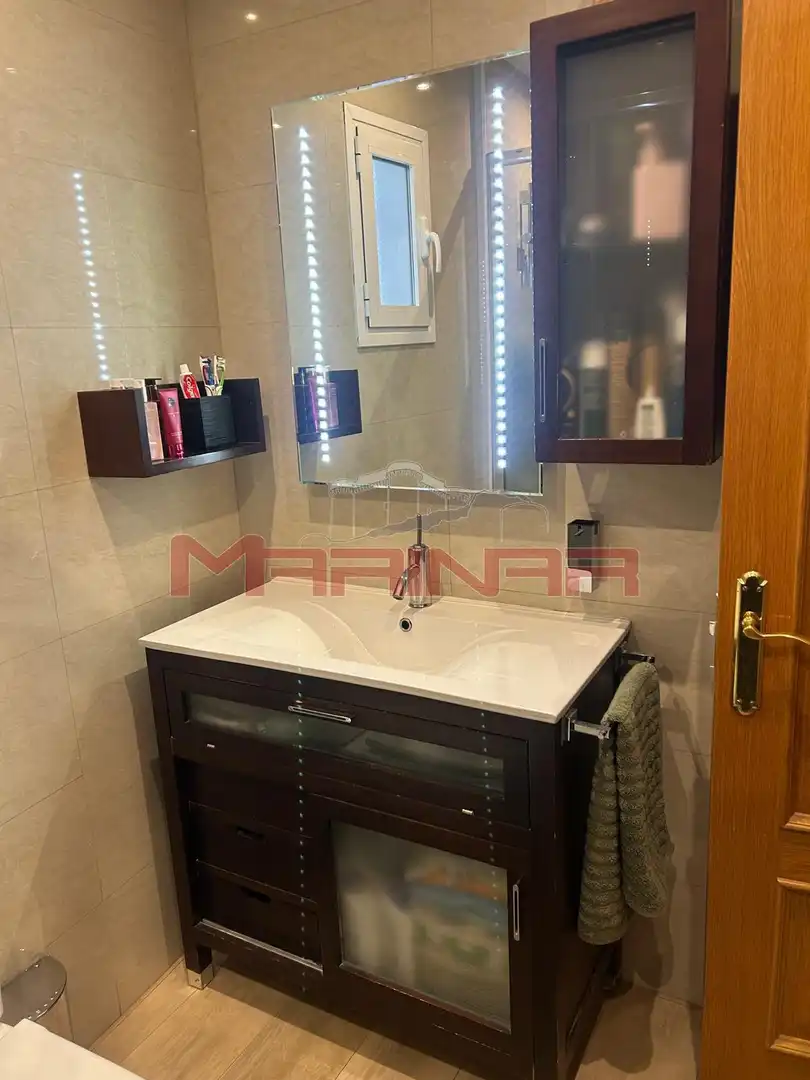 Baño de Piso en venta en Cabañas de la Sagra con Aire acondicionado, Calefacción y Terraza